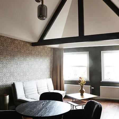 Stadshotel Отель Geertruidenberg