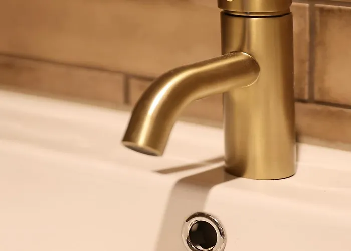 Stadshotel Ξενοδοχείο 4*