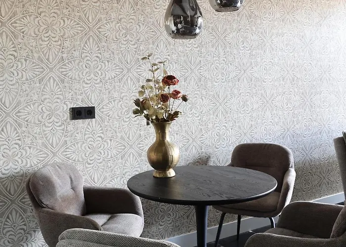 Stadshotel Ξενοδοχείο Geertruidenberg